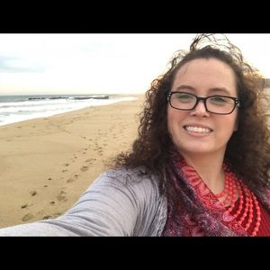 Meet your Posher, Miriam